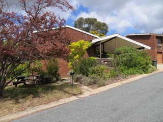 Front exterior (2013-04-05)