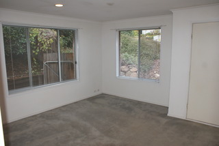 Lounge Room (2013-05-31)