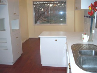 Kitchen (2011-06-01)