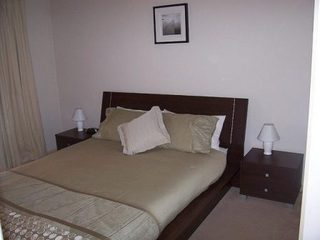 Bedroom 1 (2016-08-30)