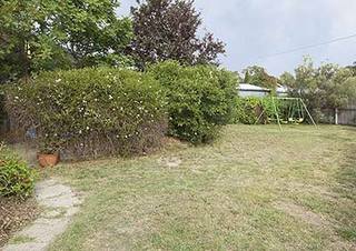 Rear yard (2005-02-24)