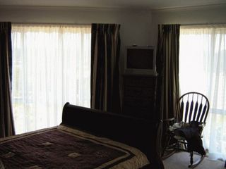Bed 1 (2006-12-05)