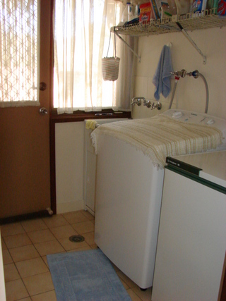 Laundry (2008-06-04)
