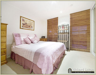 Bed 2 (2009-09-16)