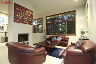 Lounge (2010-03-12)