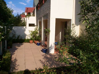 Side of house (2003-02-18)