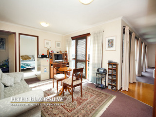 Living Room (2011-06-03)