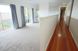 Living Room (2016-05-12)