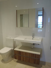 Bathroom (2014-07-03)