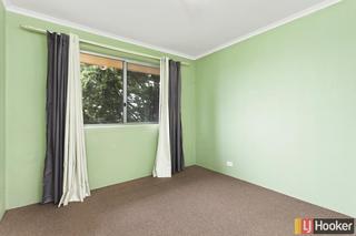 Bedroom (2014-04-03)