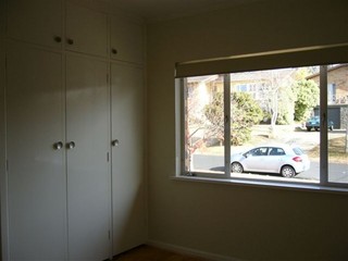 Bedroom 2 (2011-05-20)