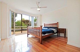 Bed 1 (2011-03-11)