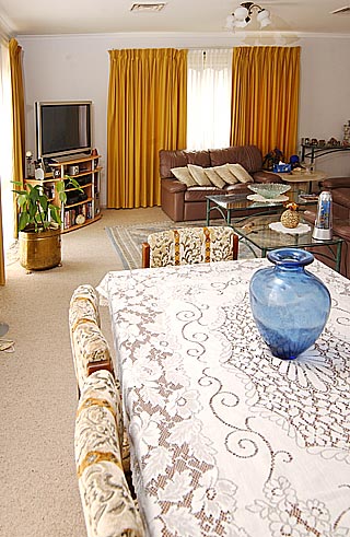 Lounge (2003-08-13)