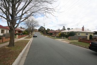 Looking up Albert St (2011-09-09)