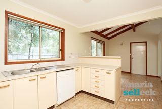 Kitchen (2011-07-20)