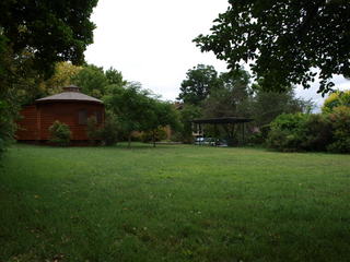 Grounds (2011-01-04)