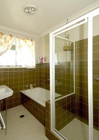 Bathroom (2007-02-01)