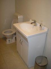 Powder Room (2012-03-20)