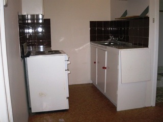 (2011-10-12)