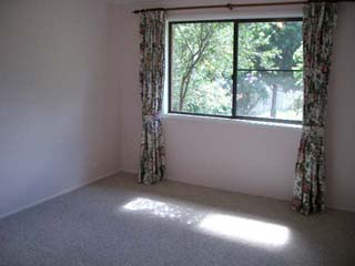 Bed 1 (2004-01-02)