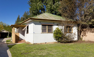 Main Photo (2014-04-16)