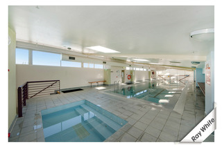 Swimming Pool (2012-11-29)