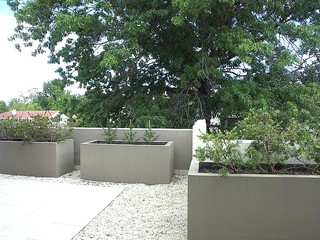 Huge terrace at rear (2013-02-04)