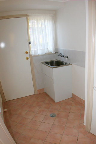 Laundry (2007-08-25)