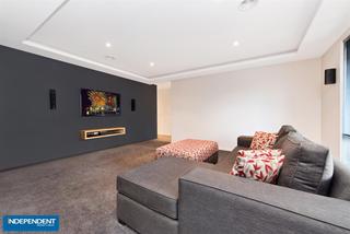Lounge room (2015-11-18)
