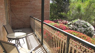 Front balcony (2015-10-15)