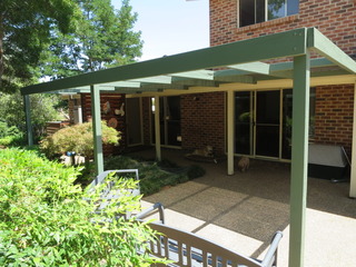 Side of House (2015-03-10)