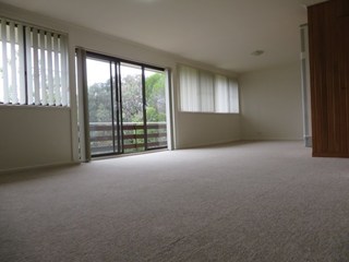 Lounge Room (2015-01-07)