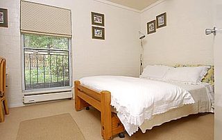 Bedroom (2004-02-27)