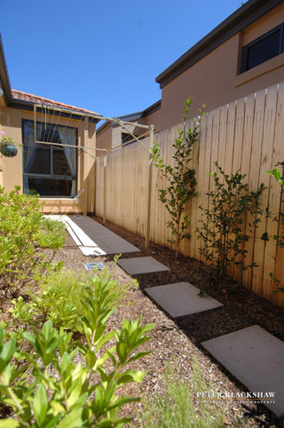 Side of house (2006-02-22)