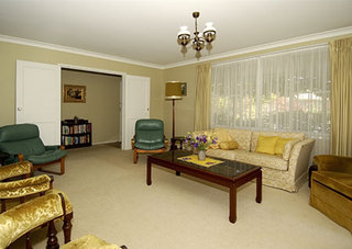 Lounge (2005-12-22)