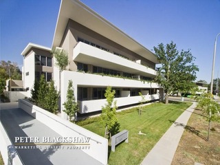 Front view (2011-03-29)