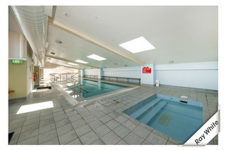 Swimming Pool (2012-11-29)