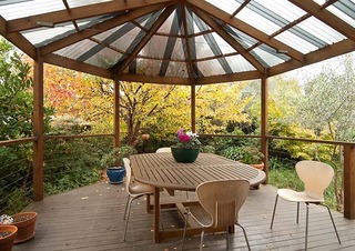 Deck with pergola (2012-04-26)