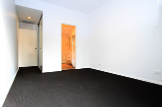 Bedroom 1 (2016-06-09)