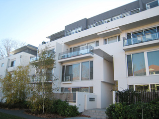 Front view (2007-05-24)