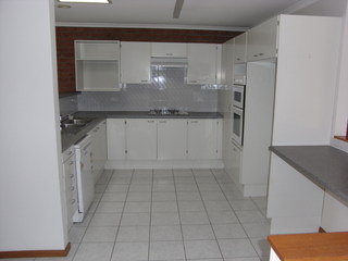 Kitchen (2009-08-18)