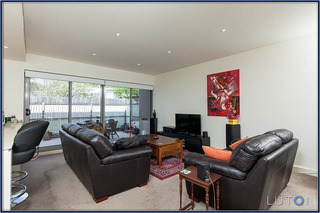 Living Area (2012-10-11)