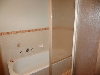Bathroom (2016-02-08)