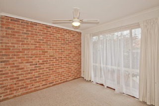 Bedroom 2 (2015-05-28)