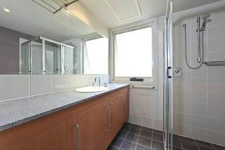 Ensuite (2010-10-27)