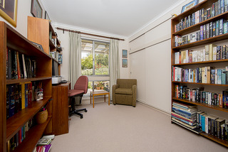 Bedroom 4/Library (2013-11-08)