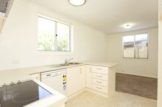 Kitchen - Dining (2010-01-11)