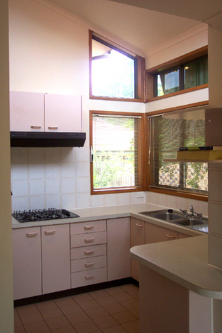 Kitchen (2004-12-10)