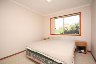 Bed 2 (2010-05-06)