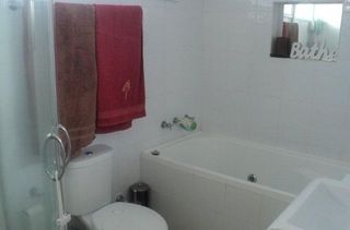 bathroom (2012-02-07)
